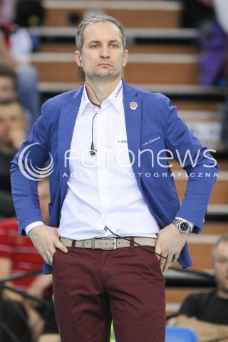  20.03.2015 RZESZOW<br />SIATKOWKA PLUSLIGA 2014/2015 MEN VOLLEYBALL POLAND POLISH PLUS LIGA LEAGUE SEASON 2014/2015 - POLFINAL MECZ NR 3.<br />MECZ ASSECO RESOVIA - JASTRZEBSKI WEGIEL<br />N/Z ANDRZEJ KOWAL - TRENER ( HEAD COACH ) SYLWETKA <br /> 