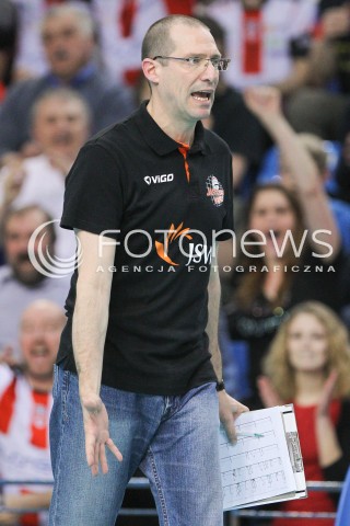  20.03.2015 RZESZOW<br />SIATKOWKA PLUSLIGA 2014/2015 MEN VOLLEYBALL POLAND POLISH PLUS LIGA LEAGUE SEASON 2014/2015 - POLFINAL MECZ NR 3.<br />MECZ ASSECO RESOVIA - JASTRZEBSKI WEGIEL<br />N/Z ROBERTO PIAZZA - TRENER ( HEAD COACH ) SYLWETKA EMOCJE<br /> 