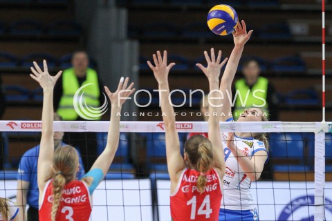  22.03.2015 RZESZOW<br />SIATKOWKA ORLEN LIGA 2014/2015 WOMEN VOLLEYBALL POLAND POLISH ORLENLIGA LEAGUE SEASON 2014/2015<br />MECZ DEVELOPRES SKYRES RZESZOW - PGNIG NAFTA PILA<br />N/Z PAULA SZEREMETA <br /> 
