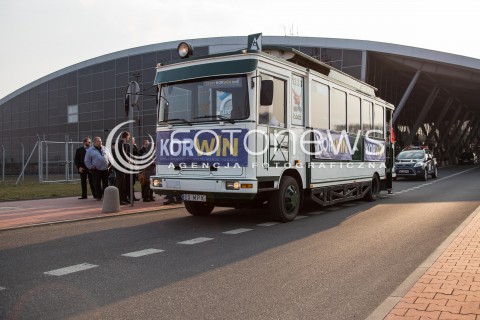  24.03.2015 LODZ<br />
WIZYTA JANUSZA KORWIN-MIKKE W LODZI<br />
N/Z TRAM KORWIN ONE<br />
 
