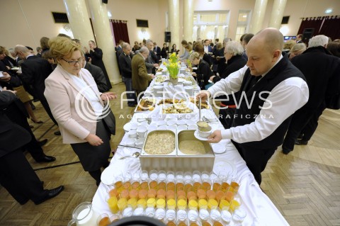  26.03.2015 WARSZAWA <br />WIELKANOC RADY WARSZAWY<br />N/Z KONSUMUJACY RADNI <br /> 