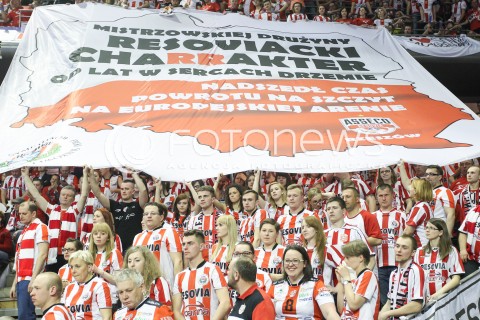  28.03.2015 BERLIN GERMANY<br />SIATKOWKA LIGA MISTRZOW MEN CEV VOLLEYBALL CHAMPIONS LEAGUE FINAL FOUR 2014/2015 - SEMIFINAL<br />MATCH ASSECO RESOVIA RZESZOW - PGE SKRA BELCHATOW<br />N/Z KIBICE ASSECO RESOVII SEKTOROWKA RESOVIACKI CHARRAKTER DOPING EMOCJE<br /> 