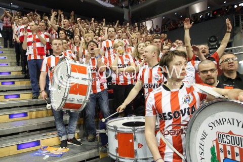  28.03.2015 BERLIN GERMANY<br />SIATKOWKA LIGA MISTRZOW MEN CEV VOLLEYBALL CHAMPIONS LEAGUE FINAL FOUR 2014/2015 - SEMIFINAL<br />MATCH ASSECO RESOVIA RZESZOW - PGE SKRA BELCHATOW<br />N/Z KIBICE ASSECO RESOVII KLUB KIBICA BEBNY PASIAKI DOPING EMOCJE<br /> 