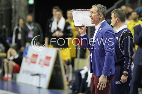  28.03.2015 BERLIN GERMANY<br />SIATKOWKA LIGA MISTRZOW MEN CEV VOLLEYBALL CHAMPIONS LEAGUE FINAL FOUR 2014/2015 - SEMIFINAL<br />MATCH ASSECO RESOVIA RZESZOW - PGE SKRA BELCHATOW<br />N/Z ANDRZEJ KOWAL - TRENER ( HEAD COACH ) ZLOSC EMOCJE<br /> 