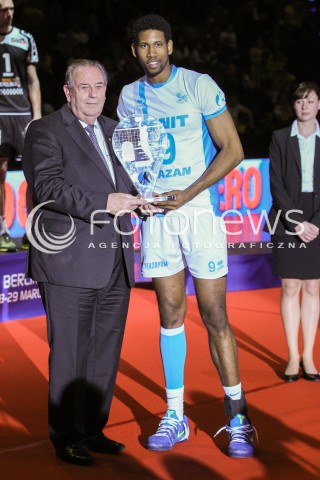  29.03.2015 BERLIN GERMANY<br />SIATKOWKA LIGA MISTRZOW MEN CEV VOLLEYBALL CHAMPIONS LEAGUE FINAL FOUR 2014/2015 - FINAL<br />MATCH ASSECO RESOVIA - ZENIT KAZAN<br />N/Z WILFREDO VENERO LEON NAGRODA INDYWIDUALNA NAJLEPSZY ZAWODNIK TURNIEJU<br /> 