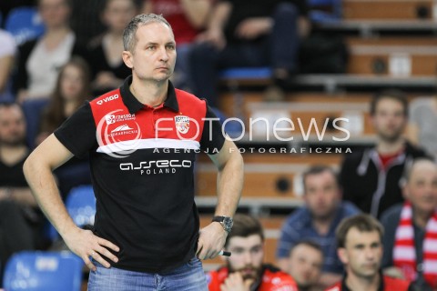  11.04.2015 RZESZOW <br />SIATKOWKA MEN VOLLEYBALL SEASON 2014/2015 <br />MECZ SPARINGOWY<br />ASSECO RESOVIA RZESZOW - VFB FRIEDRICHSHAFEN<br />N/Z ANDRZEJ KOWAL - TRENER ( HEAD COACH ) SYLWETKA <br /> 