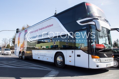  12.04.2015 LODZ<br />WIZYTA BRONISLAWA KOMOROWSKIEGO W ALEKSANDROWIE LODZKIM<br />N/Z BRONKOBUS<br /> 