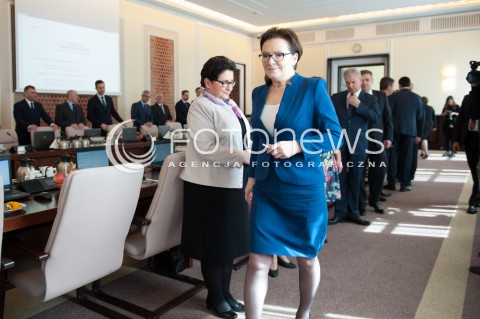  14.04.2015 WARSZAWA <br />POSIEDZENIE RADY MINISTROW <br />N/Z PREMIER EWA KOPACZ TERESA PIOTROWSKA<br /> 