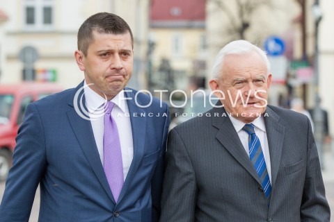  16.04.2015 RZESZOW<br />WIZYTA PRZEWODNICZACEGO SLD LESZKA MILLERA NA PODKARPACIU<br />N/Z LESZEK MILLER POSEL TOMASZ KAMINSKI<br /> 