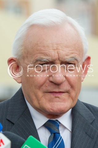  16.04.2015 RZESZOW<br />WIZYTA PRZEWODNICZACEGO SLD LESZKA MILLERA NA PODKARPACIU<br />N/Z LESZEK MILLER<br /> 