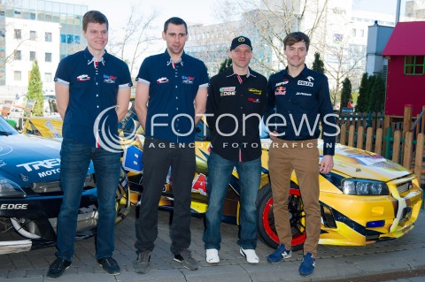  16.04.2014 WARSZAWA<br />
KONFERENCJA DRIFT MASTERS 2015<br />
N/Z PIOTR WIECEK DAWID KARKOSIK JAKUB PRZYGONSKI PAWEL TRELA<br />
 