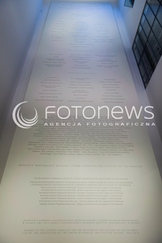  19.04.2015 WARSZAWA<br />MUZEUM HISTORII ZYDOW POLSKICH POLIN<br />N/Z TABLICA FUNDATOROW MUZEUM<br /> 