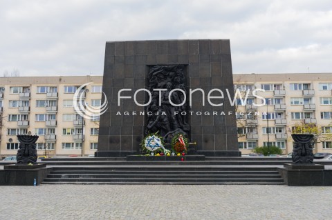  19.04.2015 WARSZAWA<br />MUZEUM HISTORII ZYDOW POLSKICH POLIN<br />N/Z POMNIK BOHATEROW GETTA<br /> 