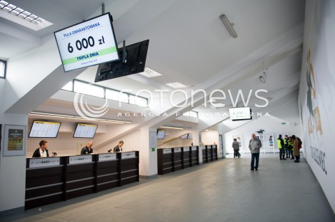  19.04.2015 WARSZAWA TOR SLUZEWIEC<br />OTWARCIE SEZONU WYSCIGOW KONNYCH 2015<br />N/Z WNETRZE<br /> 