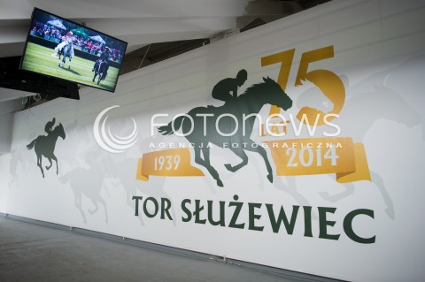  19.04.2015 WARSZAWA TOR SLUZEWIEC<br />OTWARCIE SEZONU WYSCIGOW KONNYCH 2015<br />N/Z WNETRZE<br /> 