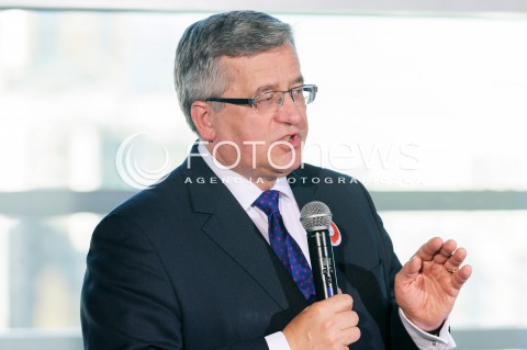  22.04.2015 WARSZAWA<br />SPOTKANIE PREZYDENTA Z MLODYMI PRZEDSIEBIORCAMI W SIEDZIBIE GOOGLE W WARSZAWIE<br />N/Z PREZYDENT RP BRONISLAW KOMOROWSKI<br /> 