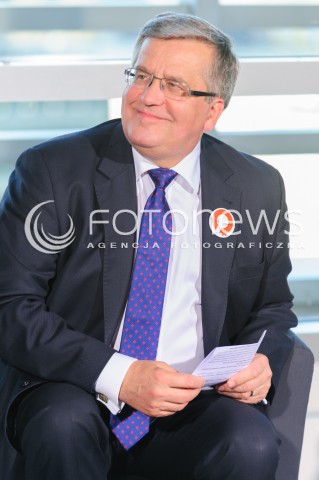  22.04.2015 WARSZAWA<br />SPOTKANIE PREZYDENTA Z MLODYMI PRZEDSIEBIORCAMI W SIEDZIBIE GOOGLE W WARSZAWIE<br />N/Z PREZYDENT RP BRONISLAW KOMOROWSKI<br /> 