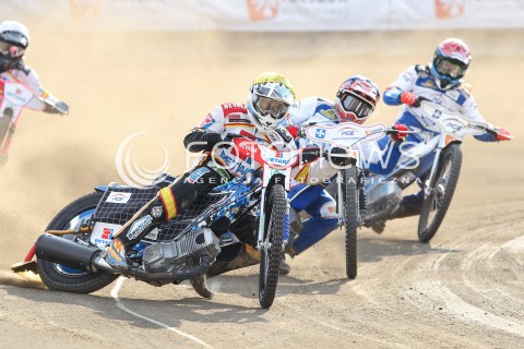  26.04.2015 RZESZOW<br />ZUZEL PGE SPEEDWAY EKSTRALIGA SEASON 2015<br />MECZ PGE STAL RZESZOW - BETARD SPARTA WROCLAW<br />N/Z BIEG NR 2: KRYSTIAN REMPALA (NIEBIESKI), MAKSYM DRABIK (ZOLTY), ARTUR CZAJA (CZERWONY)<br /> 