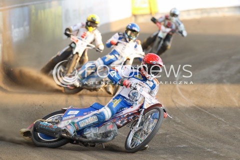  26.04.2015 RZESZOW<br />ZUZEL PGE SPEEDWAY EKSTRALIGA SEASON 2015<br />MECZ PGE STAL RZESZOW - BETARD SPARTA WROCLAW<br />N/Z BIEG NR 12: MAKSYM DRABIK (BIALY), ARTUR CZAJA (NIEBIESKI), TAI WOFFINDEN (ZOLTY), DAWID LAMPART (CZERWONY) <br /> 