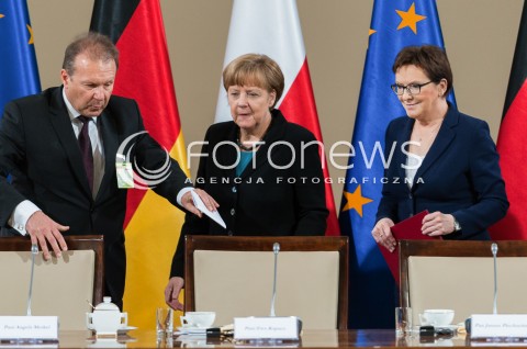  27.04.2015 WARSZAWA<br />POLSKO NIEMIECKIE KONSULTACJE MIEDZYRZADOWE<br />N/Z KANCLERZ NIEMIEC ANGELA MERKEL PREMIER EWA KOPACZ<br /> 