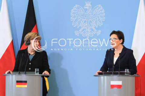  27.04.2015 WARSZAWA<br />POLSKO NIEMIECKIE KONSULTACJE MIEDZYRZADOWE<br />KONFERENCJA PRASOWA<br />N/Z KANCLERZ NIEMIEC ANGELA MERKEL PREMIER EWA KOPACZ<br /> 