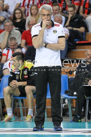  28.04.2015 RZESZOW<br />SIATKOWKA PLUSLIGA 2014/2015 MEN VOLLEYBALL POLAND POLISH PLUS LIGA LEAGUE SEASON 2014/2015 FINAL 3. MECZ<br />MECZ ASSECO RESOVIA - LOTOS TREFL GDANSK<br />N/Z ANDREA ANASTASI - I TRENER ( HEAD COACH ) SYLWETKA <br /> 