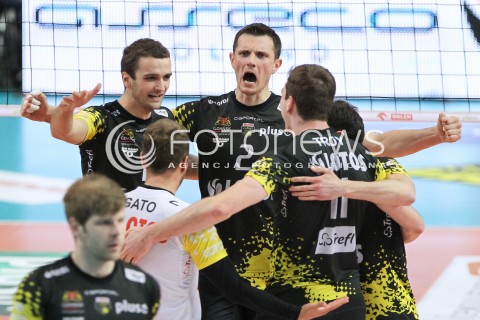  28.04.2015 RZESZOW<br />SIATKOWKA PLUSLIGA 2014/2015 MEN VOLLEYBALL POLAND POLISH PLUS LIGA LEAGUE SEASON 2014/2015 FINAL 3. MECZ<br />MECZ ASSECO RESOVIA - LOTOS TREFL GDANSK<br />N/Z WOJCIECH GRZYB MATEUSZ MIKA RADOSC EMOCJE <br /> 