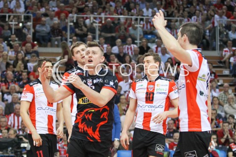  28.04.2015 RZESZOW<br />SIATKOWKA PLUSLIGA 2014/2015 MEN VOLLEYBALL POLAND POLISH PLUS LIGA LEAGUE SEASON 2014/2015 FINAL 3. MECZ<br />MECZ ASSECO RESOVIA - LOTOS TREFL GDANSK<br />N/Z KRZYSZTOF IGNACZAK JOCHEN SCHOPS PIOTR NOWAKOWSKI ZLOSC EMOCJE<br /> 