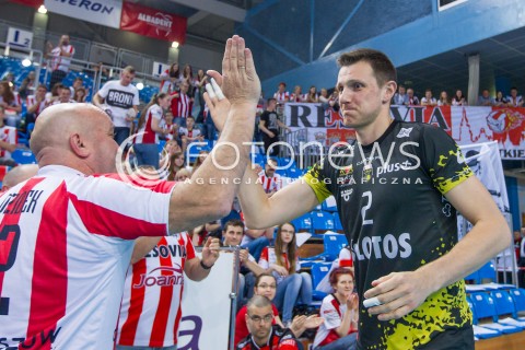  28.04.2015 RZESZOW<br />SIATKOWKA PLUSLIGA 2014/2015 MEN VOLLEYBALL POLAND POLISH PLUS LIGA LEAGUE SEASON 2014/2015 FINAL 3. MECZ<br />MECZ ASSECO RESOVIA - LOTOS TREFL GDANSK<br />N/Z WOJCIECH GRZYB KIBICE ASSECO RESOVII<br /> 