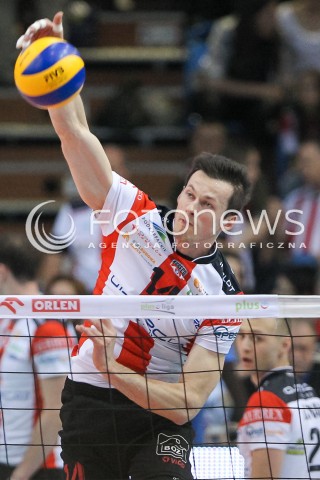  28.04.2015 RZESZOW<br />SIATKOWKA PLUSLIGA 2014/2015 MEN VOLLEYBALL POLAND POLISH PLUS LIGA LEAGUE SEASON 2014/2015 FINAL 3. MECZ<br />MECZ ASSECO RESOVIA - LOTOS TREFL GDANSK<br />N/Z RAFAL BUSZEK SYLWETKA ATAK<br /> 