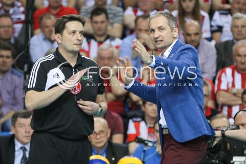  28.04.2015 RZESZOW<br />SIATKOWKA PLUSLIGA 2014/2015 MEN VOLLEYBALL POLAND POLISH PLUS LIGA LEAGUE SEASON 2014/2015 FINAL 3. MECZ<br />MECZ ASSECO RESOVIA - LOTOS TREFL GDANSK<br />N/Z ANDRZEJ KOWAL - TRENER ( HEAD COACH ) SEDZIA DYSKUSJE<br /> 