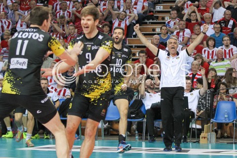  28.04.2015 RZESZOW<br />SIATKOWKA PLUSLIGA 2014/2015 MEN VOLLEYBALL POLAND POLISH PLUS LIGA LEAGUE SEASON 2014/2015 FINAL 3. MECZ<br />MECZ ASSECO RESOVIA - LOTOS TREFL GDANSK<br />N/Z ANDREA ANASTASI - I TRENER ( HEAD COACH ) RADOSC EMOCJE <br /> 