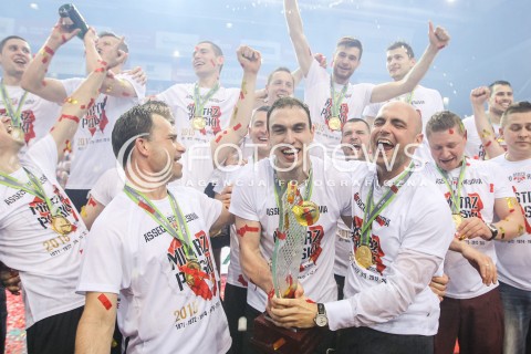  28.04.2015 RZESZOW<br />SIATKOWKA PLUSLIGA 2014/2015 MEN VOLLEYBALL POLAND POLISH PLUS LIGA LEAGUE SEASON 2014/2015 FINAL 3. MECZ<br />MECZ ASSECO RESOVIA - LOTOS TREFL GDANSK<br />N/Z NIKOLAY PENCZEV ( PENCHEV ) BARTOSZ GORSKI MISTRZ POLSKI 2015 ZWYCIEZCA PLUSLIGI RADOSC WYGRANA ZWYCIESTWO EMOCJE PUCHAR<br /> 