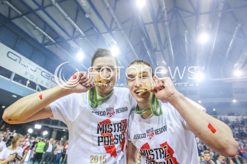  28.04.2015 RZESZOW<br />SIATKOWKA PLUSLIGA 2014/2015 MEN VOLLEYBALL POLAND POLISH PLUS LIGA LEAGUE SEASON 2014/2015 FINAL 3. MECZ<br />MECZ ASSECO RESOVIA - LOTOS TREFL GDANSK<br />N/Z NIKOLAY PENCZEV ( PENCHEV ) MARKO IVOVIC MISTRZ POLSKI 2015 ZWYCIEZCA PLUSLIGI RADOSC WYGRANA ZWYCIESTWO EMOCJE <br /> 