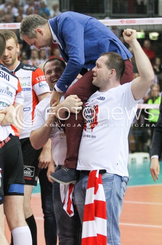  28.04.2015 RZESZOW<br />SIATKOWKA PLUSLIGA 2014/2015 MEN VOLLEYBALL POLAND POLISH PLUS LIGA LEAGUE SEASON 2014/2015 FINAL 3. MECZ<br />MECZ ASSECO RESOVIA - LOTOS TREFL GDANSK<br />N/Z ANDRZEJ KOWAL - TRENER ( HEAD COACH ) MISTRZ POLSKI 2015 ZWYCIEZCA PLUSLIGI RADOSC WYGRANA ZWYCIESTWO EMOCJE KIBICE <br /> 