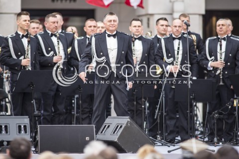  01.05.2015 WARSZAWA <br />KONCERT NA DZIEDZINCU PALACU PREZYDENCKIEGO Z OKAZJI DNIA FLAGI 1 MAJA RZECZYPOSPOLITEJ POLSKIEJ<br />N/Z ORKIESTRA REPREZENTACYJNA WOJSKA POLSKIEGO<br /> 