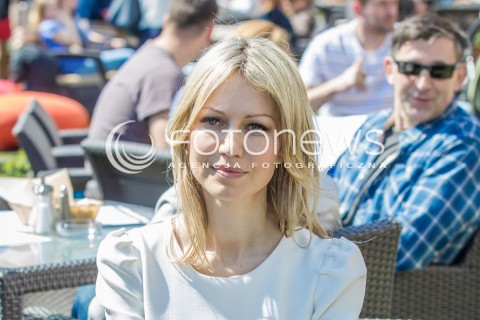  03.05.2015 RZESZOW<br />WIZYTA MAGDALENY OGOREK NA PODKARPACIU<br />SPOTKANIE Z MIESZKANCAMI NA RZESZOWSKIM RYNKU<br />N/Z MAGDALENA OGOREK<br /> 