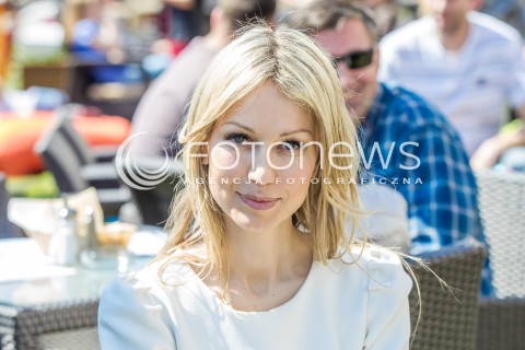  03.05.2015 RZESZOW<br />WIZYTA MAGDALENY OGOREK NA PODKARPACIU<br />SPOTKANIE Z MIESZKANCAMI NA RZESZOWSKIM RYNKU<br />N/Z MAGDALENA OGOREK<br /> 