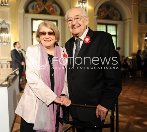  03.05.2015 WARSZAWA<br />OBCHODY SWIETA NARODOWEGO 3 MAJA<br />OTWARCIE WYSTAWY DZIEN FLAGI RZECZYPOSPOLITEJ POLSKIEJ 2015<br />N/Z ANDRZEJ WAJDA<br /> 