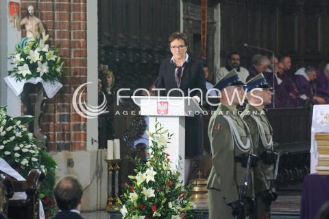  04.05.2015 WARSZAWA <br />POGRZEB WLADYSLAWA BARTOSZEWSKIEGO<br />N/Z PREMIER EWA KOPACZ<br /> 