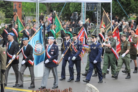  04.05.2015 WARSZAWA CMENTARZ WOJSKOWY NA POWAZKACH<br />POZEGNANIE WLADYSLAWA BARTOSZEWSKIEGO<br />N/Z KONDUKT ZALOBNY<br /> 