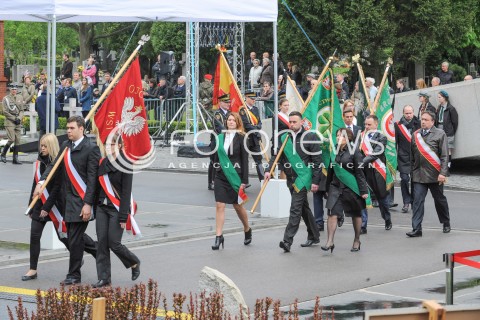  04.05.2015 WARSZAWA CMENTARZ WOJSKOWY NA POWAZKACH<br />POZEGNANIE WLADYSLAWA BARTOSZEWSKIEGO<br />N/Z KONDUKT ZALOBNY<br /> 