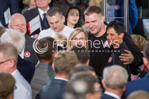  14.05.2015 LODZ<br />PREZENTACJA NOWEGO HASLA WYBORCZEGO PREZYDENTA BRONISLAWA KOMOROWSKIEGO<br />N/Z TOMASZ KAROLAK<br /> 