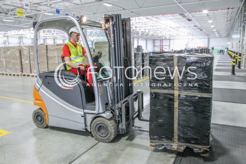  15.05.2015 RZESZOW<br />OTWARCIE NOWEGO CENTRUM LOGISTYCZNEGO RABEN POLSKA<br />N/Z PRZELADUNEK TOWARU<br /> 