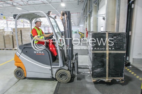  15.05.2015 RZESZOW<br />OTWARCIE NOWEGO CENTRUM LOGISTYCZNEGO RABEN POLSKA<br />N/Z PRZELADUNEK TOWARU<br /> 