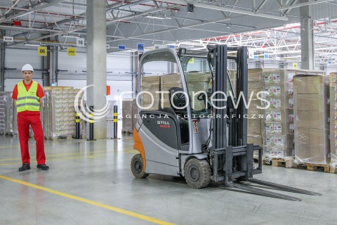  15.05.2015 RZESZOW<br />OTWARCIE NOWEGO CENTRUM LOGISTYCZNEGO RABEN POLSKA<br />N/Z HALA MAGAZYNOWO-TRANZYTOWA O POWIERZCHNI 5000 METROW KWADRATOWYCH<br /> 