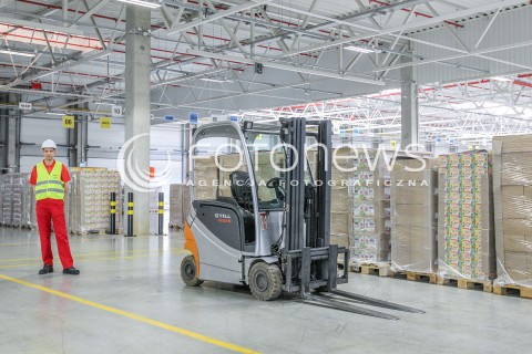  15.05.2015 RZESZOW<br />OTWARCIE NOWEGO CENTRUM LOGISTYCZNEGO RABEN POLSKA<br />N/Z HALA MAGAZYNOWO-TRANZYTOWA O POWIERZCHNI 5000 METROW KWADRATOWYCH<br /> 