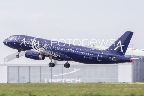  20.05.2015 LOTNISKO JASIONKA<br />ZDJECIE ILUSTRACYJNE<br />N/Z START SAMOLOTU AIRBUS A320-212 LINII LOTNICZYCH ASTRA AIRLINES Z LOTNISKA RZESZOW JASIONKA , REJESTRACJA SX-DIO<br /> 