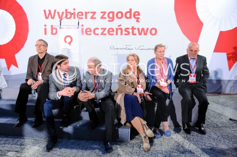  24.05.2015 WARSZAWA<br />WIECZOR WYBORCZY BRONISLAWA KOMOROWSKIEGO<br />N/Z SZTABOWCY W OCZEKIWANIU NA WYNIK WYBOROW<br /> 