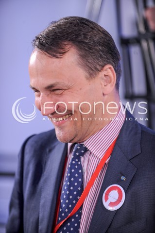  24.05.2015 WARSZAWA<br />WIECZOR WYBORCZY BRONISLAWA KOMOROWSKIEGO<br />N/Z RADOSLAW SIKORSKI<br /> 